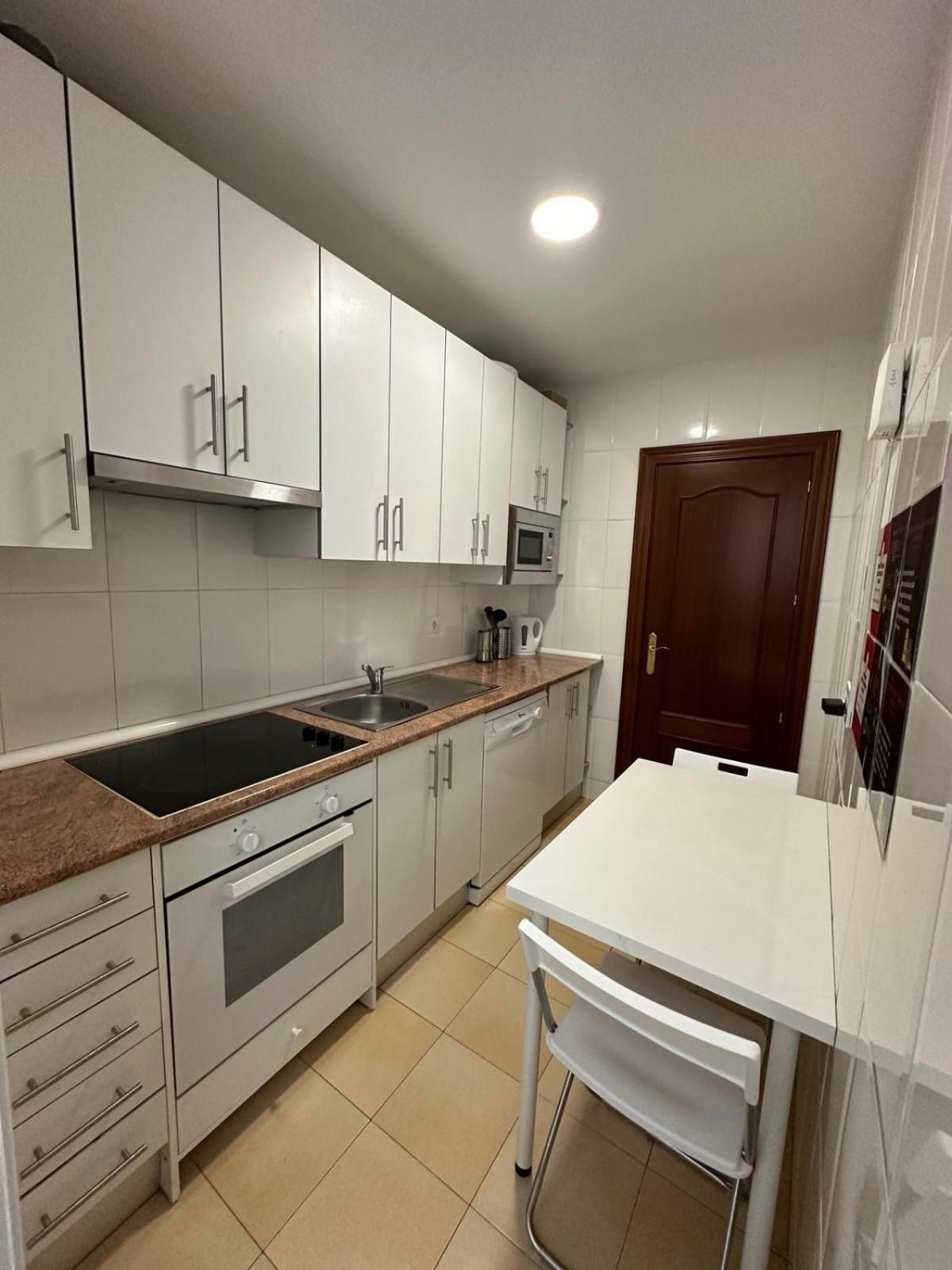 Ibiza Habitaciones Madrid Bagian luar foto